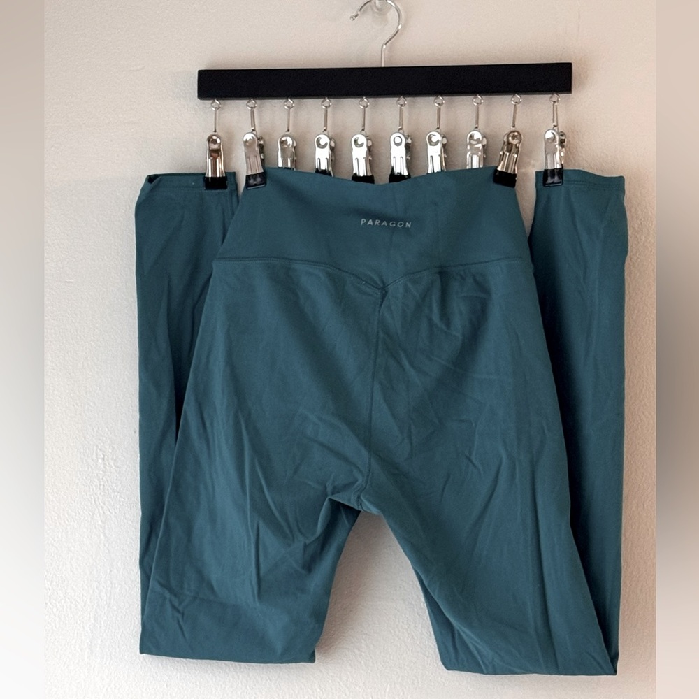 Paragon Teal Leggings (XL)